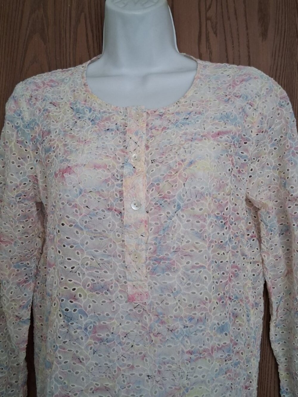 Theory Silk Multicolor Tie Dye Perforated Henly Top Medium